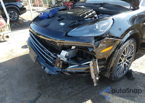 2019 Porsche Cayenne E-Hybrid from USA, damaged, VIN WP1AE2AY0KDA50395